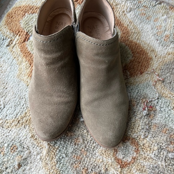 Naturalizer Suede Ankle Boots Soft Sage Green - Picture 7 of 8